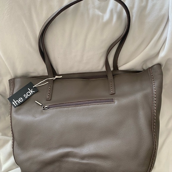 NWT Faye leather tote - Picture 2 of 7